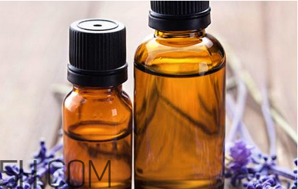 如何用精油護發？薰衣草精油護發怎么用？