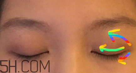 桃花妝眼影是什么顏色？眼影排行榜10強