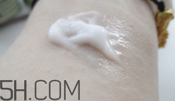 悅木之源維C精華霜怎么樣？悅木之源維C精華霜好用嗎？