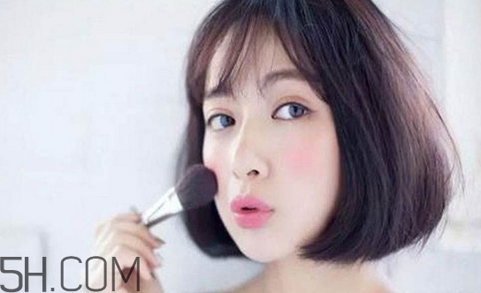 美寶蓮腮紅棒好用嗎？美寶蓮微醺氣色感應腮紅棒多少錢？
