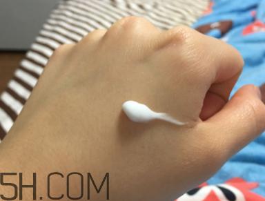 露得清身體乳怎么樣？露得清身體乳好用嗎？