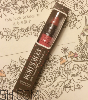小蜜蜂唇膏筆多少錢？小蜜蜂唇膏筆很貴嗎？
