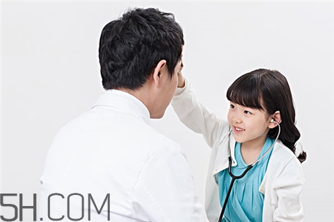 青光眼做手術多久恢復？青光眼做完手術吃什么？