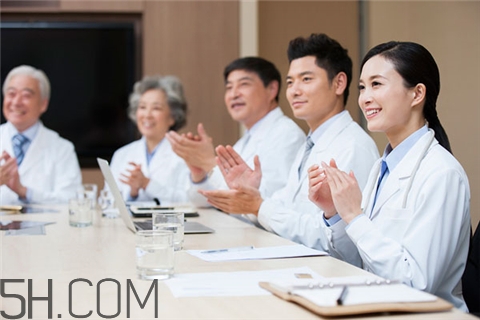 白內障能針灸嗎？白內障能配眼鏡嗎？