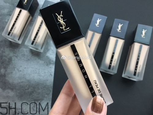 ysl恒久完美無瑕粉底液好用嗎？ysl恒久完美彈力慕斯粉餅好用嗎？