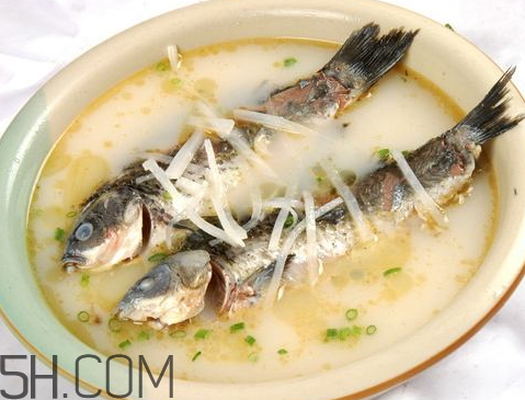鯽魚湯發黑能喝嗎 鯽魚湯發黑是怎么回事