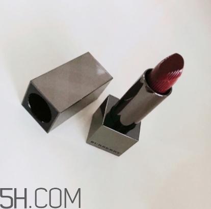 burberry97口紅多少錢？burberry巴寶莉97號(hào)牛血色專柜價(jià)