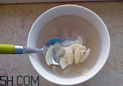 大蒜泡冰糖怎么做？大蒜泡冰糖真的能治腎虛嗎？