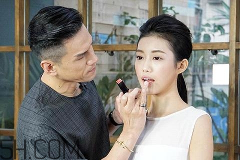 反咬唇妝是什么樣的？染唇妝和咬唇妝的區(qū)別