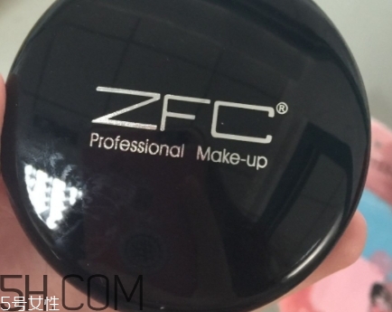 zfc粉底膏傷皮膚嗎？zfc粉底膏好用嗎？