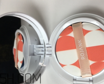 rojank茹妝這個(gè)牌子怎么樣？茹妝化妝品好用嗎？