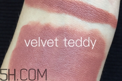 mac velvet teddy質地干嗎？mac velvet teddy適合黃皮嗎
