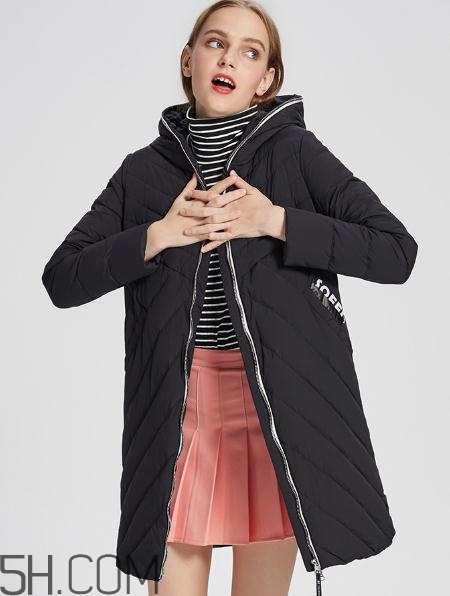 艾萊依羽絨服有折扣嗎？艾萊依羽絨服廠家在哪？