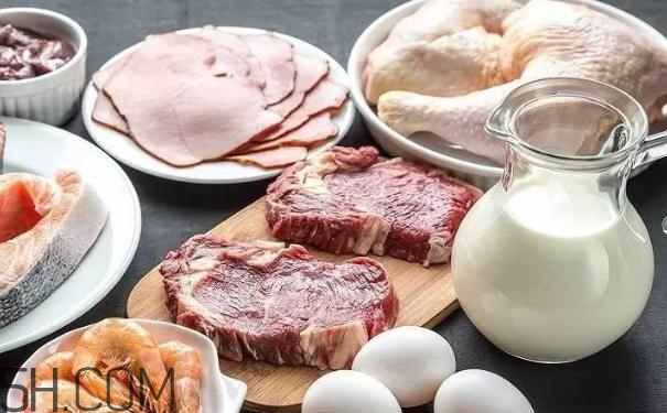 增肌可以吃左旋肉堿嗎啊？增肌吃什么食物好？