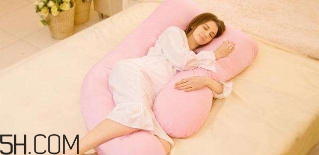 睡覺不關(guān)燈的危害有哪些？如何正確的睡個美容覺？