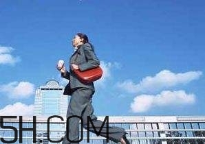 上班族怎么正確睡午覺？怎么正確的在公司睡午覺？