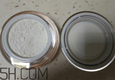 歐詩漫珍珠粉能美白嗎？歐詩漫珍珠粉使用心得