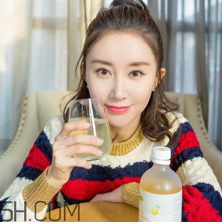 吃酵素便秘怎么辦？女人喝酵素的好處