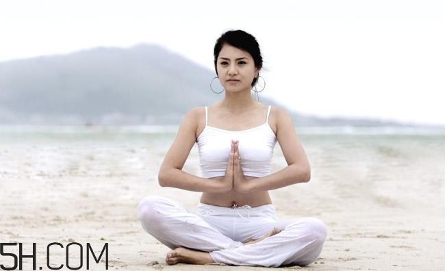 女性乳房脹痛乳頭瘙癢的原因有哪些？女性如何進(jìn)行乳房保健？