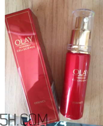 Olay小臉精華露是乳液嗎？用在哪一個步驟？