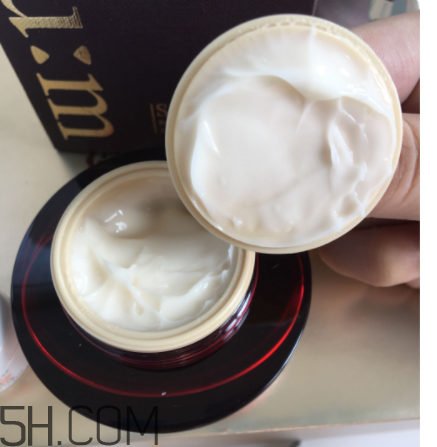 su:m37度蘇秘呼吸眼霜適合什么膚質(zhì)？什么季節(jié)？