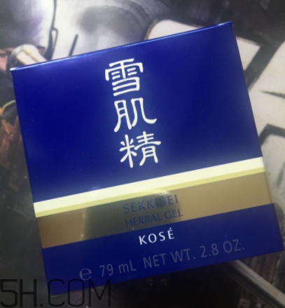 雪肌精菁華凝霜什么成分？有什么功效？