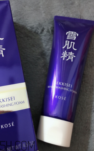 雪肌精洗面奶哪款適合敏感皮？哪款適合干皮？