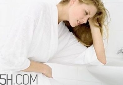 經(jīng)期小腹墜脹怎么辦？經(jīng)期小腹墜脹怎么回事？