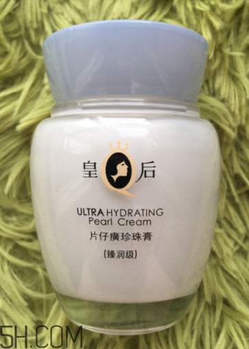 片仔癀珍珠膏夏天能用嗎？會不會很油？
