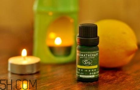 檸檬精油的功效有哪些？檸檬精油有什么功效？