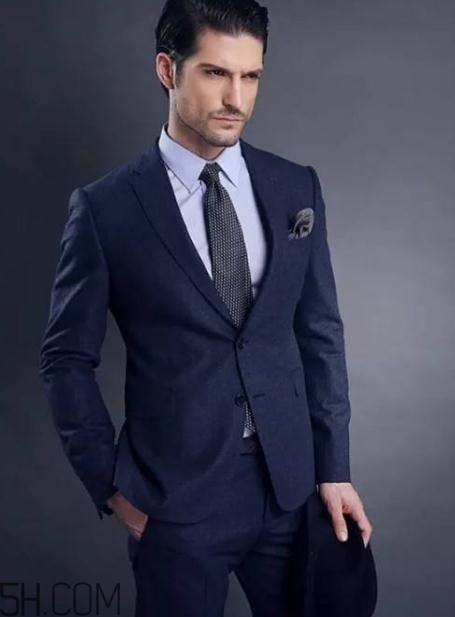 阿瑪尼衣服貴嗎？阿瑪尼衣服多少錢(qián)一件？