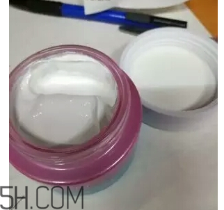 植美村素顏霜好用嗎？含有害成分嗎？