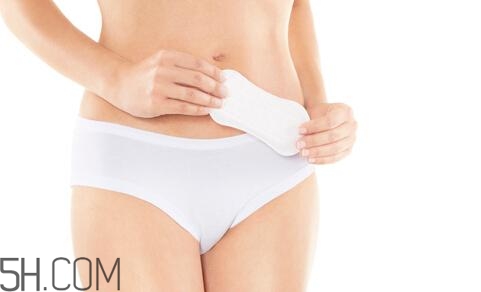女人如何正確的使用衛生巾？衛生巾清涼好不好？