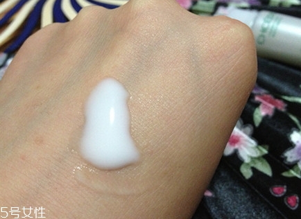 自然堂乳液多少錢一瓶？看看各個系列的報價