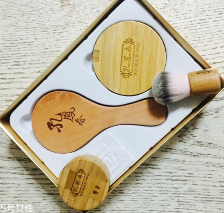 孔鳳春彩妝有哪些好用？國貨經典