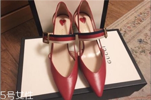 gucci鞋子偏大嗎？全球時尚博主都在瘋搶這款鞋