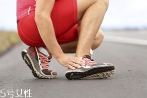 崴腳了怎么辦？緩解疼痛6大招