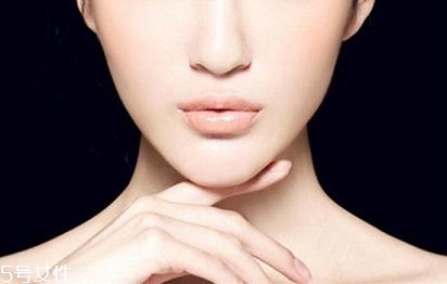 玻尿酸隆鼻維持時(shí)間受什么影響？玻尿酸不能過(guò)度注射