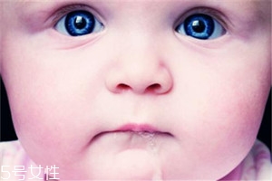 怎樣應(yīng)對寶寶口臭問題？體內(nèi)外調(diào)節(jié)是關(guān)鍵