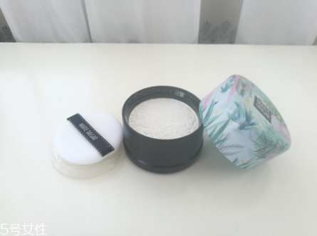 瑪麗黛佳蜜粉餅好用嗎？性價比較高的國產化妝品