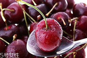 吃車厘子流鼻血怎么回事？遇到這種情況應該這么做