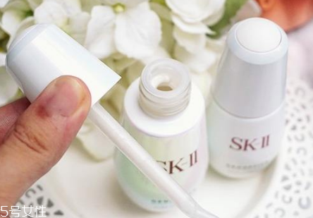 sk2小燈泡和小銀瓶哪個好？sk2小燈泡使用測評