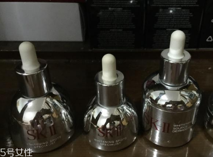 sk2小燈泡和小銀瓶哪個好？sk2小燈泡使用測評