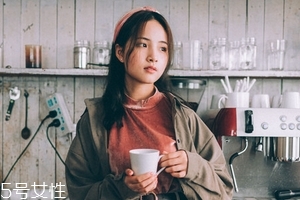 絲白祛斑軟膏多久見效？三個療程效果更佳