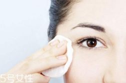 卸妝油哪種成分最好？3種類型任君挑選