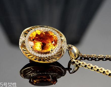 黃水晶有收藏價(jià)值嗎？聽(tīng)聽(tīng)專(zhuān)家怎么說(shuō)