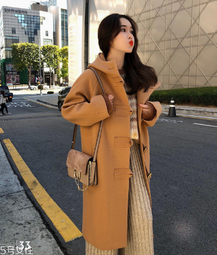 大衣干洗一次多少錢？不同地區收費不同