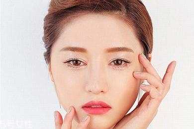 眼線液筆不出水怎么辦？畫眼線的常見誤區