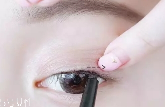 眼線液筆可以畫內眼線嗎？