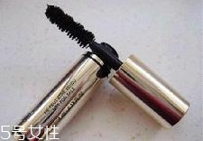 迪奧睫毛膏怎么樣？刷完睫毛膏再夾一次睫毛更卷翹